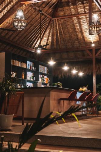 Restaurant, PORTER HOTEL - Surf & Yoga Retreat in Lombok Restaurant, PORTER HOTEL - Surf & Yoga Retreat in Lombok