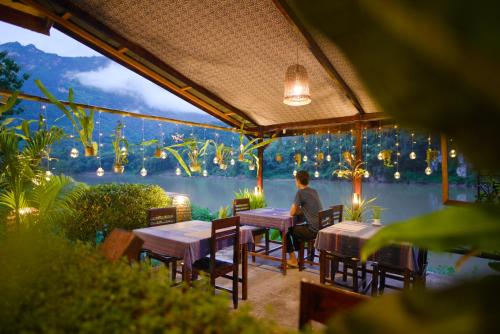 Restaurant, Mandala Ou Resort in Nong Khiaw Restaurant, Mandala Ou Resort in Nong Khiaw
