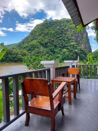 Nam ou view villa in Nong Khiaw Nam ou view villa in Nong Khiaw