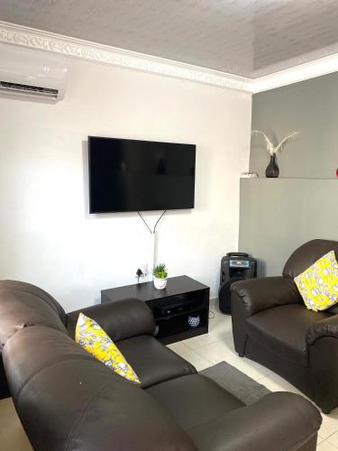 Mc’edams guest house in Umhlali Mc’edams guest house in Umhlali
