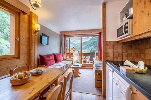 Közös társalgó / TV, Residence Pierre & Vacances Les Sentiers du Tueda in Meribel Mottaret Közös társalgó / TV, Residence Pierre & Vacances Les Sentiers du Tueda in Meribel Mottaret