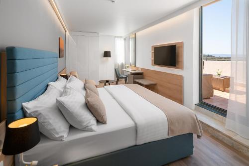 Valamar Meteor Hotel in Makarska Valamar Meteor Hotel in Makarska