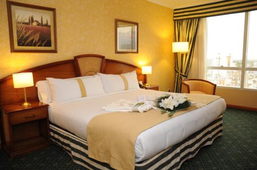 โรงแรมอินเตอร์ทาวเวอร์ (INTERTOWER HOTEL) in ซานตาเฟ่ โรงแรมอินเตอร์ทาวเวอร์ (INTERTOWER HOTEL) in ซานตาเฟ่