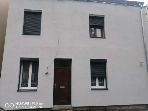 A szálláshely kívülről, Studio blanctout équipé wifi (Studio blanctout equipe wifi) in Le Creusot A szálláshely kívülről, Studio blanctout équipé wifi (Studio blanctout equipe wifi) in Le Creusot