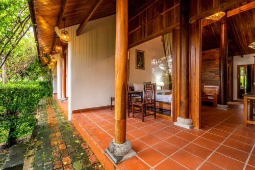 Maison du Vietnam Resort & Spa in Cua Duong Maison du Vietnam Resort & Spa in Cua Duong
