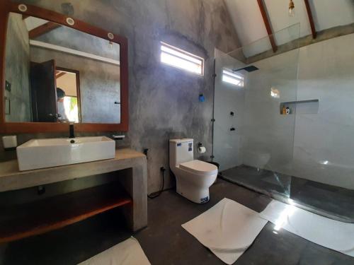 Bathroom, The Tottam Beach Hotel - Trincomalee in Trincomalee Bathroom, The Tottam Beach Hotel - Trincomalee in Trincomalee
