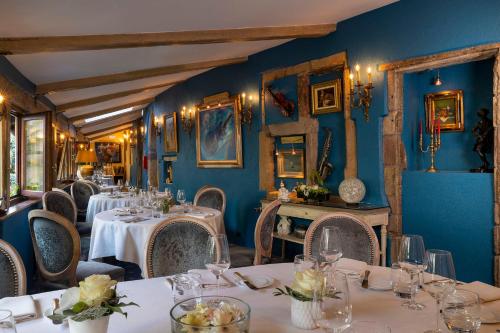 Restaurante, Hostellerie Le Marechal (Hotel Le Marechal) in Colmar Restaurante, Hostellerie Le Marechal (Hotel Le Marechal) in Colmar