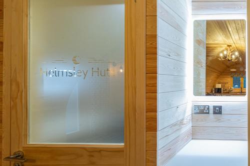 Cliff Stud Retreat - Luxury lodges and cosy cottages in เฮิร์มเลย์ Cliff Stud Retreat - Luxury lodges and cosy cottages in เฮิร์มเลย์