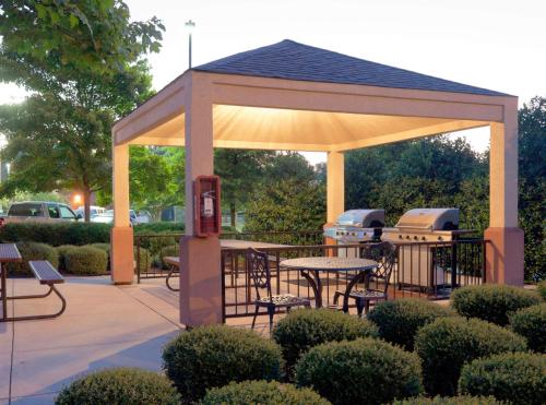 Facilities, Sonesta Simply Suites Chicago Libertyville in Libertyville (IL) Facilities, Sonesta Simply Suites Chicago Libertyville in Libertyville (IL)