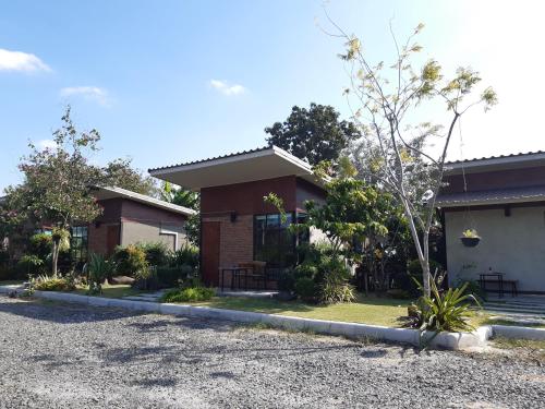 Vwara Resort in Sakae Sam Vwara Resort in Sakae Sam
