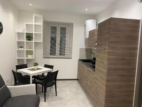 Gold House Filzi in Carate Brianza Gold House Filzi in Carate Brianza