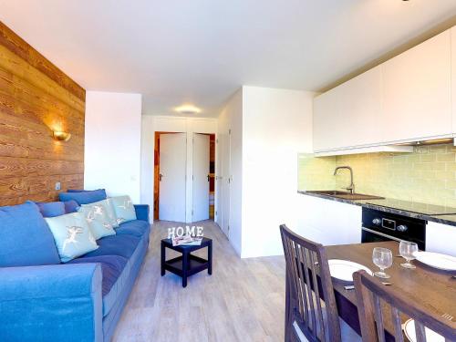 Appartement skis aux pieds pour 4 pers - Courchevel Village - FR-1-575-10 in Les Brigues Appartement skis aux pieds pour 4 pers - Courchevel Village - FR-1-575-10 in Les Brigues