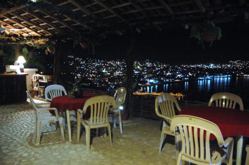 Lobby, Villas El Morro in Zihuatanejo Lobby, Villas El Morro in Zihuatanejo