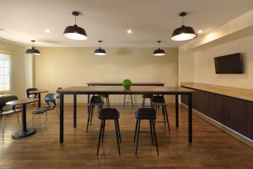 大堂, 誇察誇爾科斯論壇長住套房酒店 (Extended Suites Coatzacoalcos Forum) in 誇察誇爾科斯 大堂, 誇察誇爾科斯論壇長住套房酒店 (Extended Suites Coatzacoalcos Forum) in 誇察誇爾科斯