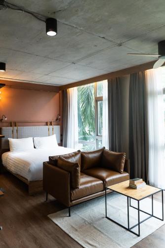 Tints Of Blue Hotel19