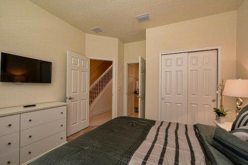 Serenity 3 Bedroom Vacation Home 1523