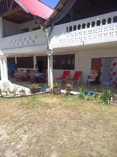 Зовнішній вигляд готелю, Hotel restaurant Foulpointe Loisir in Foulpointe Зовнішній вигляд готелю, Hotel restaurant Foulpointe Loisir in Foulpointe