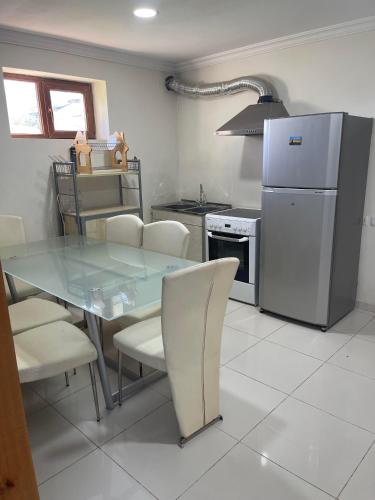 Palvelut, Blue Guest House in Samtredia Palvelut, Blue Guest House in Samtredia