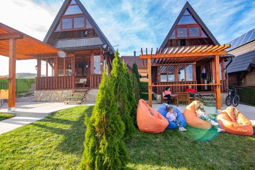 Zlatibor Brvnara Mir in Gajevi Zlatibor Brvnara Mir in Gajevi
