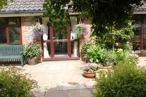 This photo about Drinkstone Park Bed And Breakfast shared on HyHotel.com