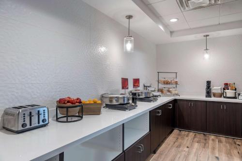 餐飲選擇, 沙漠景觀貝斯特韋斯特Plus套房酒店 (Best Western Plus Desert View Inn & Suites) in 大教堂市 餐飲選擇, 沙漠景觀貝斯特韋斯特Plus套房酒店 (Best Western Plus Desert View Inn & Suites) in 大教堂市