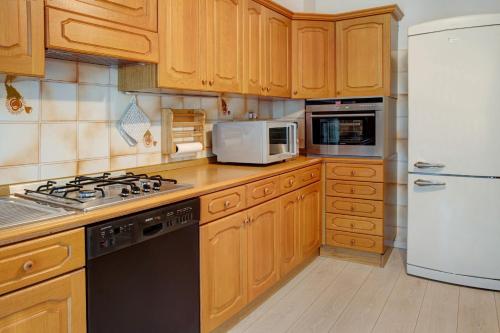 Kitchen, Appartamento Sole in Grosio Kitchen, Appartamento Sole in Grosio