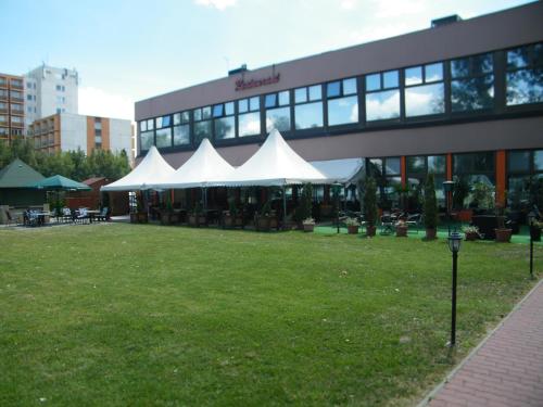 Hotel Magistern Konferencia és WellnessHotel (Hotel Magistern Konferencia es WellnessHotel) in Σίοφοκ Hotel Magistern Konferencia és WellnessHotel (Hotel Magistern Konferencia es WellnessHotel) in Σίοφοκ