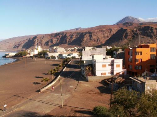 Vistas, Edificio Magico in Vila Da Ribeira Brava Vistas, Edificio Magico in Vila Da Ribeira Brava