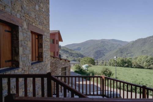 Vall Fosca Apartment in Torre de Capdella Vall Fosca Apartment in Torre de Capdella