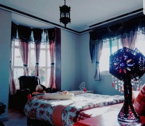 ÆRTISTICSPACE in the CENTER Room 7 in Marshan ÆRTISTICSPACE in the CENTER Room 7 in Marshan
