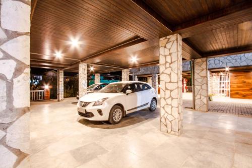 Tripli Hotels Stone House Cottage in Manali Tripli Hotels Stone House Cottage in Manali