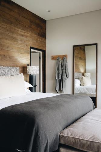 Guestroom, The Oyster Box Beach House in Kenton-on-Sea Guestroom, The Oyster Box Beach House in Kenton-on-Sea