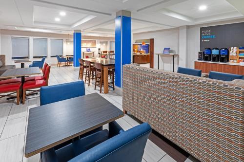 Comida y bebida, Holiday Inn Express Hotel & Suites Lafayette South in Lafayette Airport Comida y bebida, Holiday Inn Express Hotel & Suites Lafayette South in Lafayette Airport