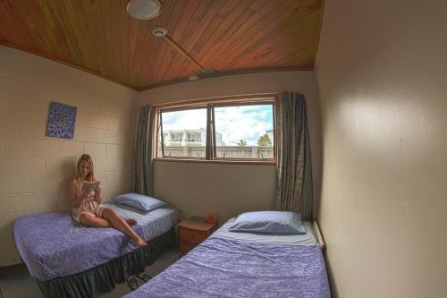 Centabay Lodge and Backpackers in Bay of Islands Centabay Lodge and Backpackers in Bay of Islands
