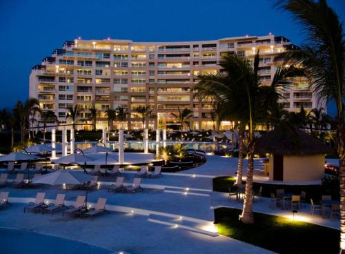 Beachfront Condo DelCanto Resort in นูโว วอลลาร์ต้า Beachfront Condo DelCanto Resort in นูโว วอลลาร์ต้า
