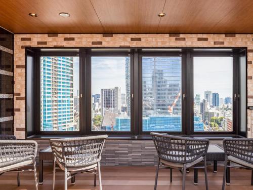 Bar/lounge, APA Hotel & Resort Roppongi Ekihigashi near One Piece Tower Tokyo Bar/lounge, APA Hotel & Resort Roppongi Ekihigashi near One Piece Tower Tokyo