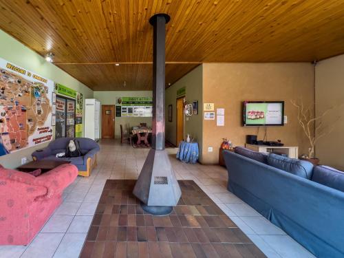 sala de TV, Chameleon Backpackers & Guesthouse in Windhoek sala de TV, Chameleon Backpackers & Guesthouse in Windhoek