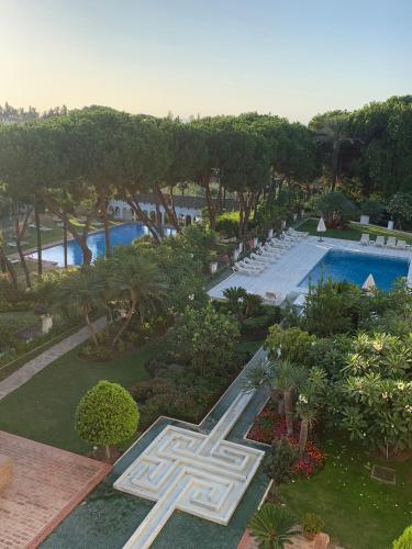 Penthouse for 6 people in Marbella with the best pools and Tennis in Marbella