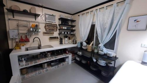 Cucina, Pretty flat with full AC in Calabanga Cucina, Pretty flat with full AC in Calabanga