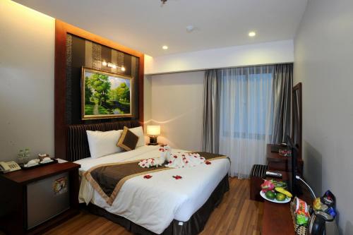 Hanoi Gallant Hotel in Hai Ba Trung District Hanoi Gallant Hotel in Hai Ba Trung District