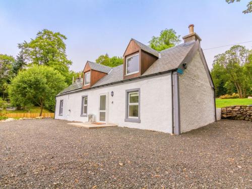 Exterior view, Dalnaglar Cottage in Cray Exterior view, Dalnaglar Cottage in Cray