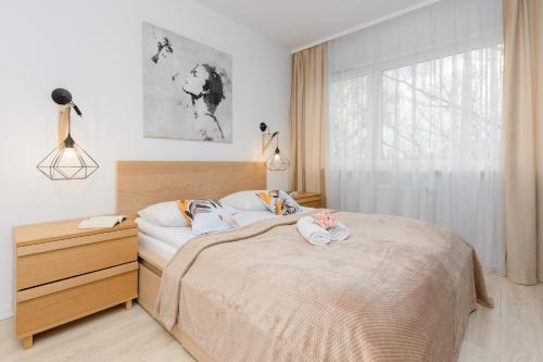 Warsaw Sokołowska One Bedroom Apartament by Noclegi Renters