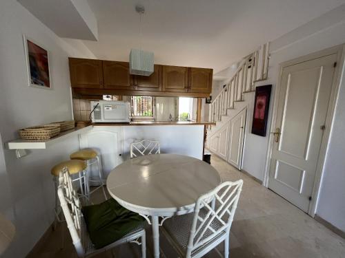 Estepona - Playa - Villa con acceso directo a la piscina EL26 in Playa del Sol Villacana Estepona - Playa - Villa con acceso directo a la piscina EL26 in Playa del Sol Villacana