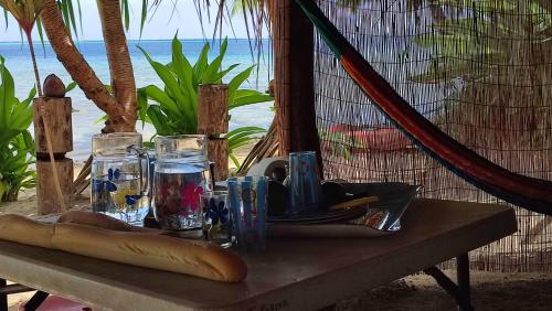 Te Fitii Garden & Beach in Isla Huahine Te Fitii Garden & Beach in Isla Huahine