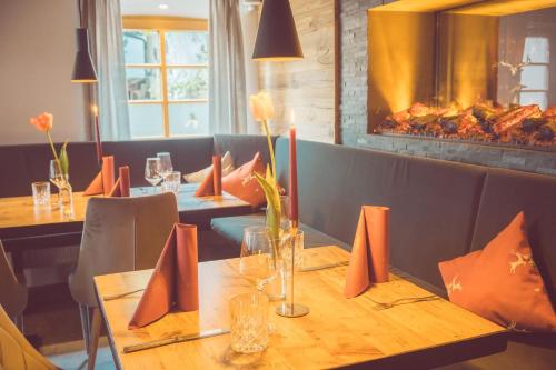 อาหารและเครื่องดื่ม, Boutique Hotel Restaurant & Spa beim Lipp in รอสส์เฮาพ์เทิน อาหารและเครื่องดื่ม, Boutique Hotel Restaurant & Spa beim Lipp in รอสส์เฮาพ์เทิน