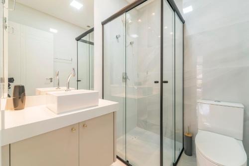 화장실, Apartamento 2 suítes em Bombas (Apartamento 2 suites em Bombas) in 봄빈하스 화장실, Apartamento 2 suítes em Bombas (Apartamento 2 suites em Bombas) in 봄빈하스