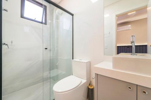 화장실, Apartamento 2 suítes em Bombas (Apartamento 2 suites em Bombas) in 봄빈하스 화장실, Apartamento 2 suítes em Bombas (Apartamento 2 suites em Bombas) in 봄빈하스