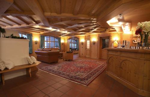 Lobby, Hotel Blaue Gams ***S in Ettal Lobby, Hotel Blaue Gams ***S in Ettal