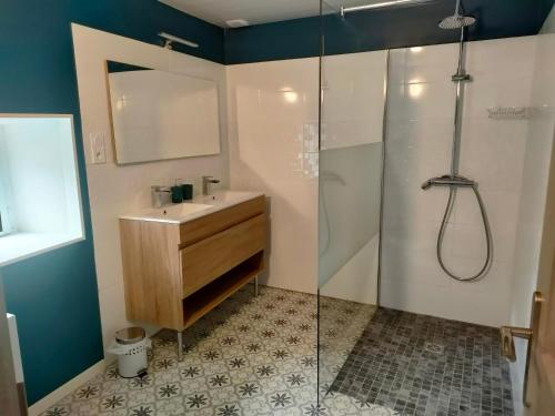 Ducha, Gîte chaleureux au cœur du village (Gite chaleureux au cœur du village) in Couiza Ducha, Gîte chaleureux au cœur du village (Gite chaleureux au cœur du village) in Couiza