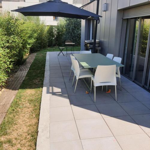 Jolie suite parentale avec son coin de verdure a 5 minutes a pied du centre ville in บอร์โดซ์ซิตี้เซ็นเตอร์ Jolie suite parentale avec son coin de verdure a 5 minutes a pied du centre ville in บอร์โดซ์ซิตี้เซ็นเตอร์